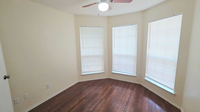 Photo - 9821 Pierce Dr