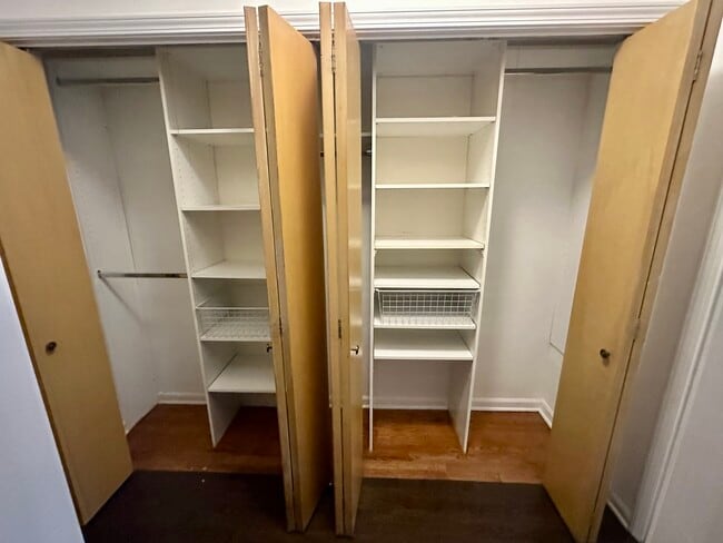 Photo - 1214 W Jarvis Ave Unit 1N