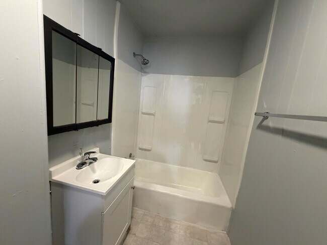 Photo - 36 Griffin-S