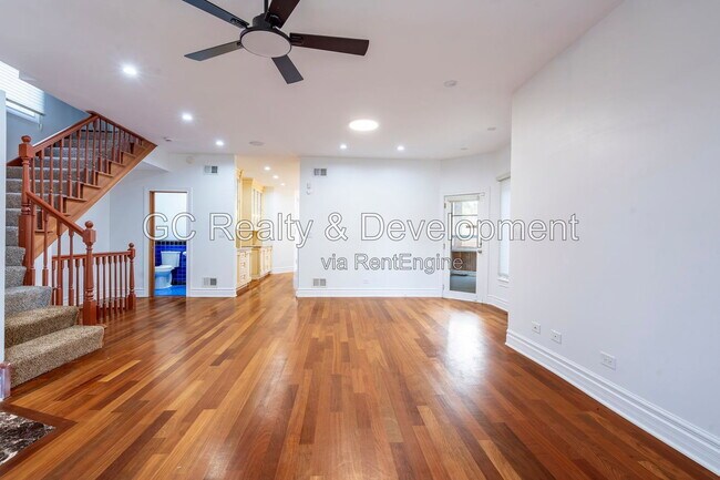 Photo - 3735 N Tripp Ave
