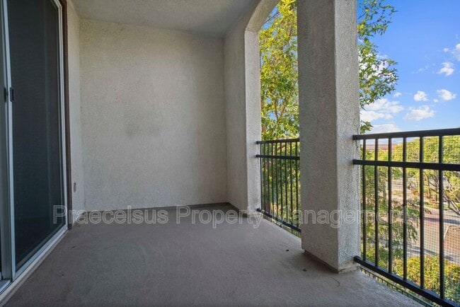 Photo - 2155 Caminito Leonzio