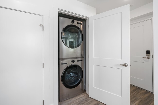Artisan Apartments