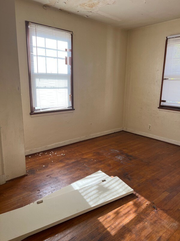 Photo - 5663 Gatesworth Ave