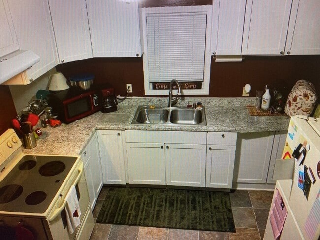 Photo - AVAILABLE August - 1 Bed 1 Bath single family home!