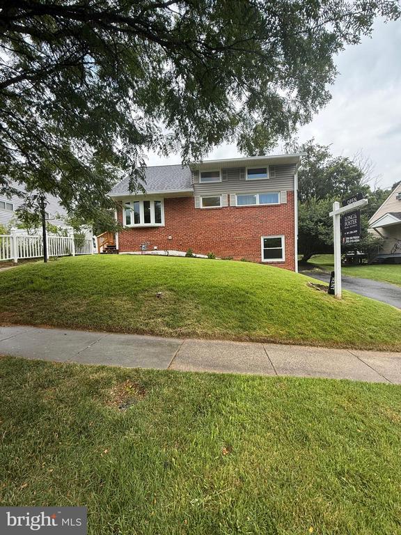 Photo - 816 Crothers Ln