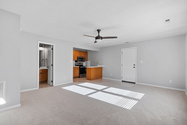 Photo - Charming & VERY CLEAN 1 Bed, 1 Bath Home Near Hospital & Winthrop | $1,200/month | Available Now