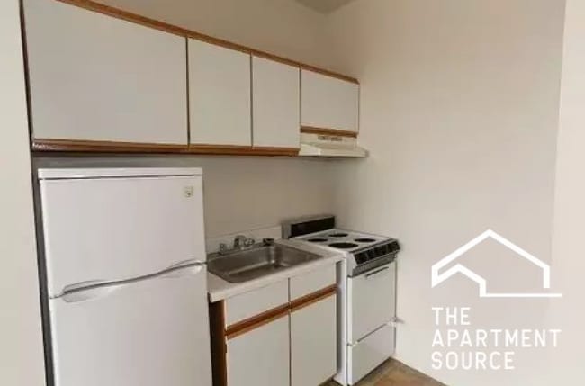 Building Photo - 3959 W Irving Park Rd Unit 307