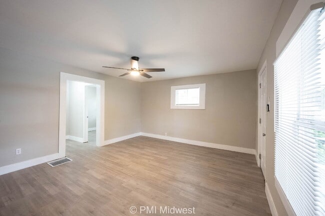 Photo - "Charming Urban Retreat: Cozy 1-Bedroom Ap... Unidad A