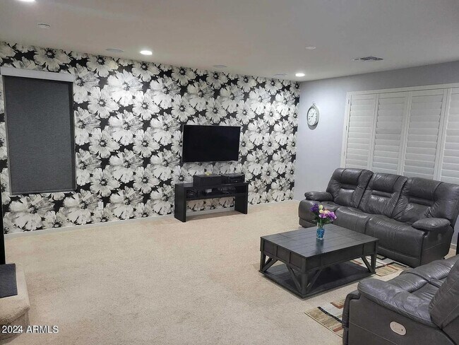 Photo - 22047 N 28th Pl