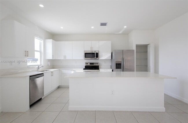 Photo - 29071 SW 171st Ave
