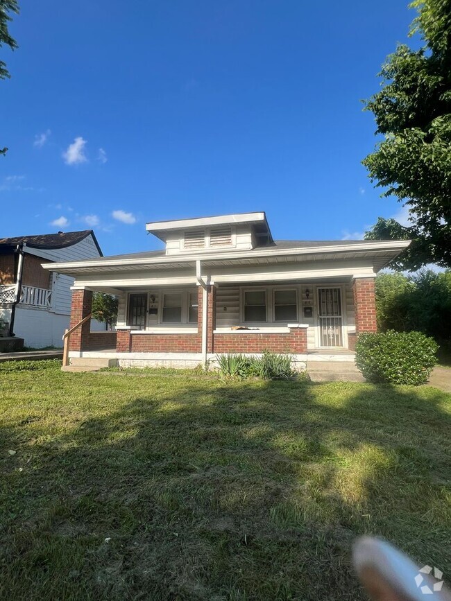 Building Photo - 45 S Linwood Ave Unit 49 S Linwood Ave Rental