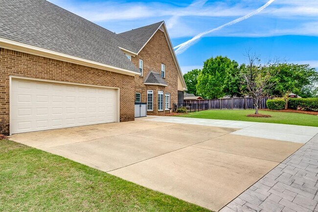Photo - 2230 Wyndgate Dr
