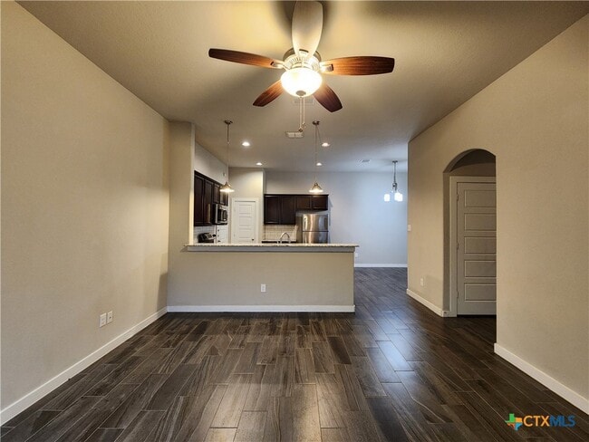 Photo - 506 Creekside Frst