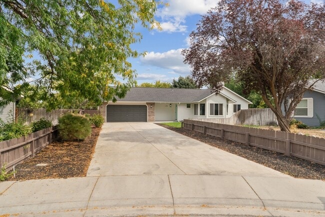 Building Photo - 1305 W Yost Ct Rental