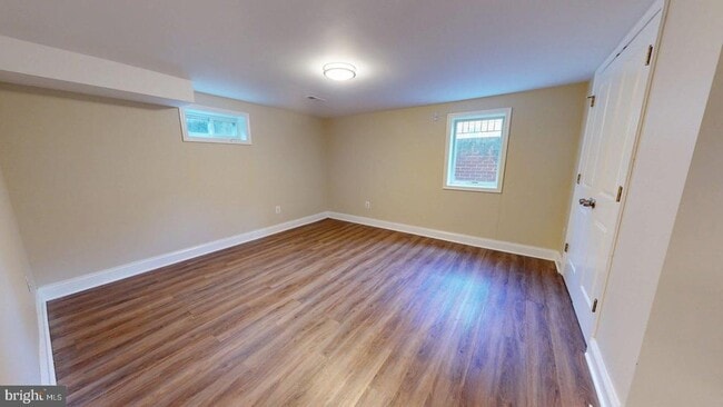 Building Photo - 1210 N Kenilworth St Unit 9