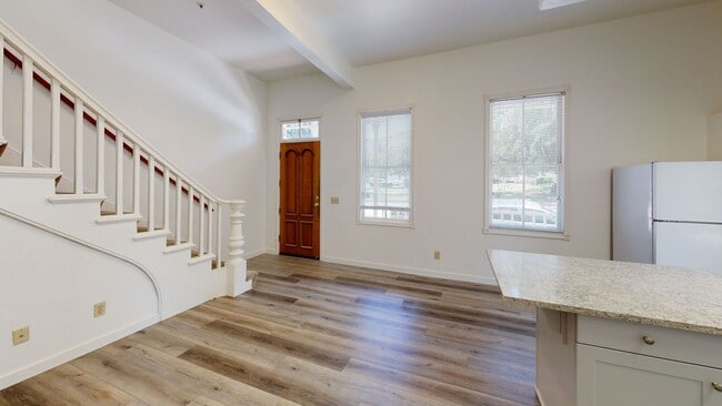 Photo - 1763 Santa Barbara Ave Unit 1