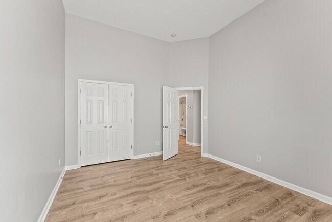 Photo - 208 Jarrod Oaks Ct SW