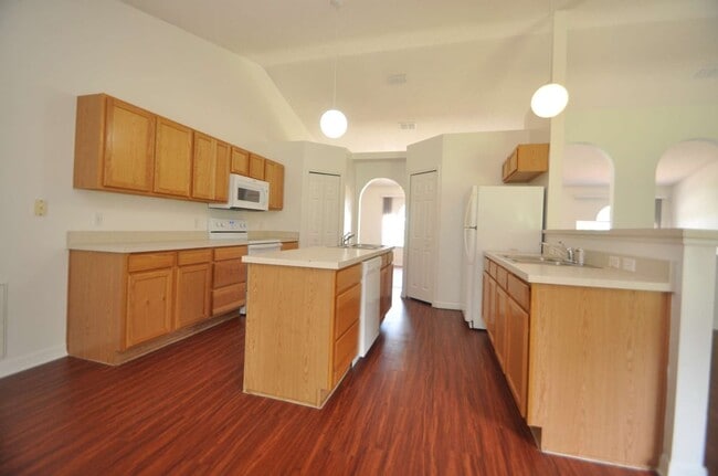 Photo - 36 Frenora Ln