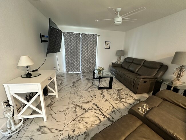 Photo - 130 Boundary Blvd