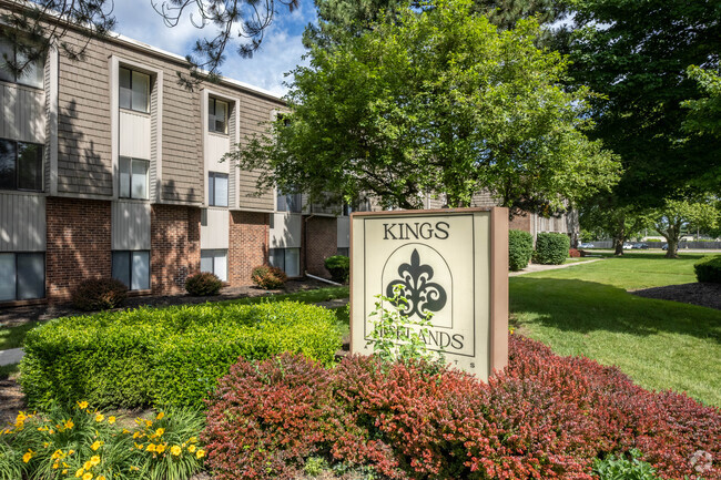 Mature Landscape - Kings Highlands Apartments