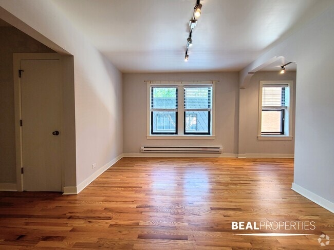 Building Photo - 2420 N Kedzie Blvd Unit Studio Rental
