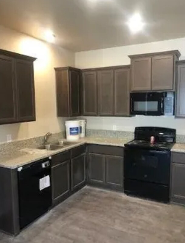 Photo - 1717 Clovis Dr Unidad B