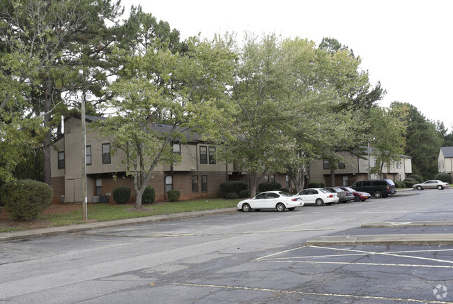 Photo - Meadow Run Apartments