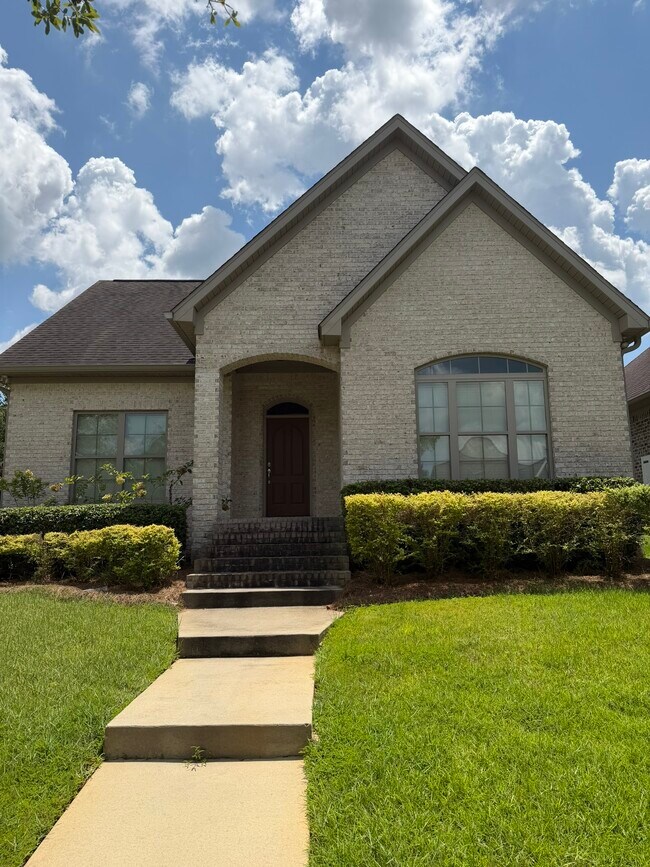 Photo - 201 Kelso Ln