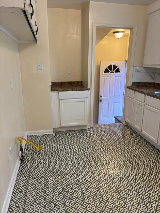 Photo - 19449 W Chicago