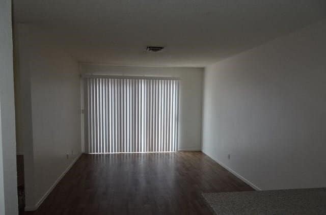 Photo - 4232 Larkwood Ave