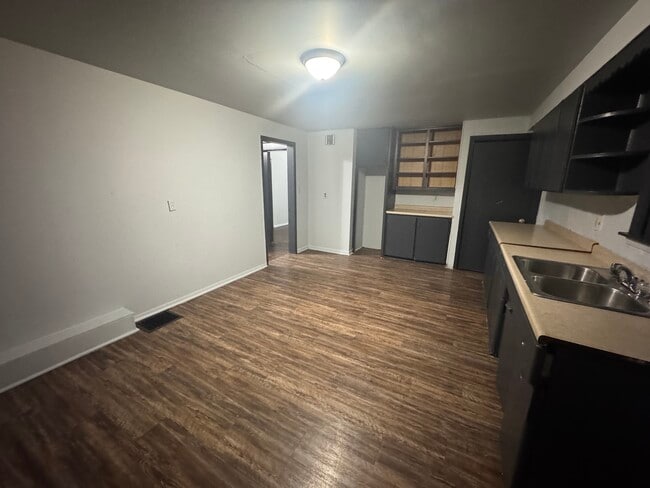 Photo - 102 Kentucky Ave