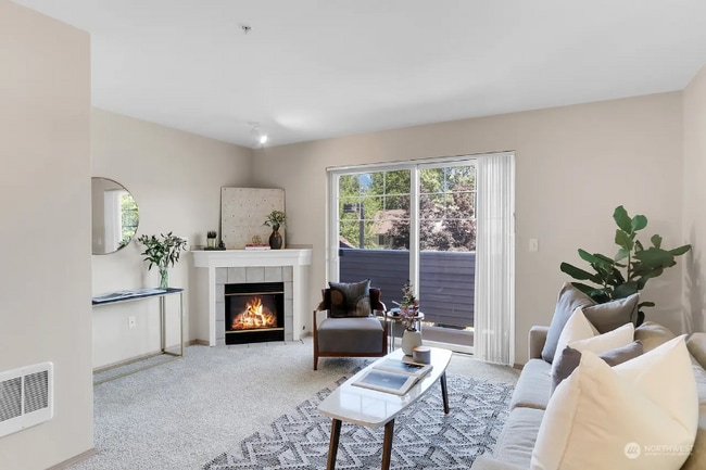 Building Photo - 1001 W Casino Rd