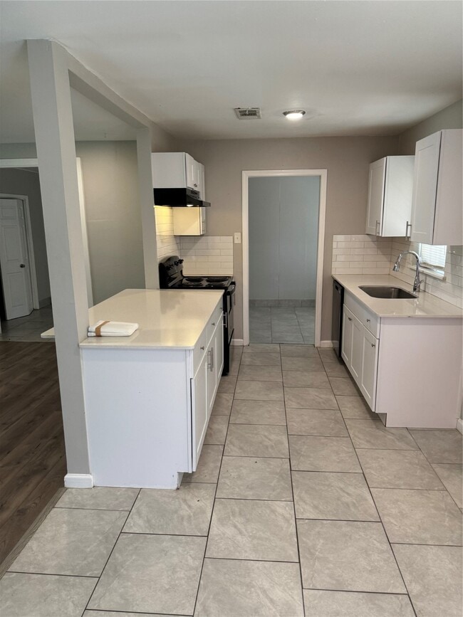 Photo - 9902 Valley Sun Dr