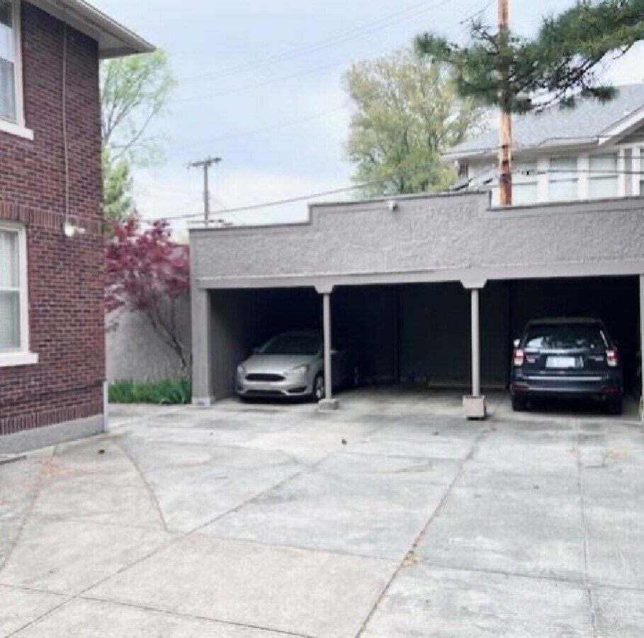 Photo - Harbert Court Apartments - Central Gardens