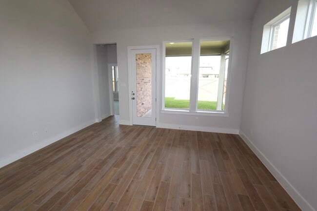 Photo - 2423 Shallot Ln
