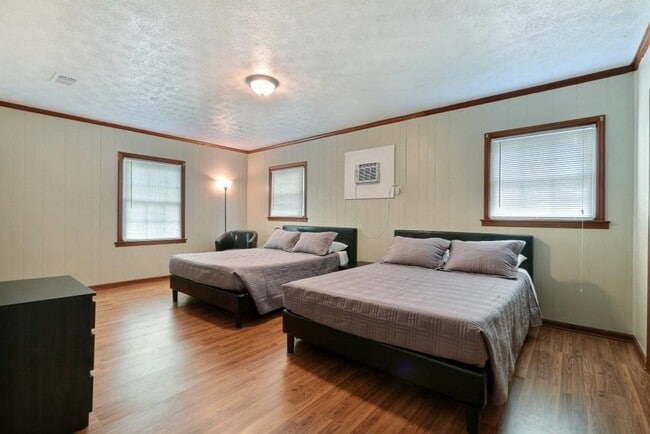 Photo - Large 3BR/2BA Ardsley Park House For Rent