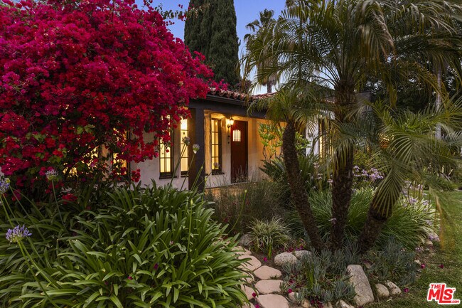 Photo - 1169 S Sierra Bonita Ave