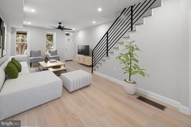 Photo - 4129 Terrace St