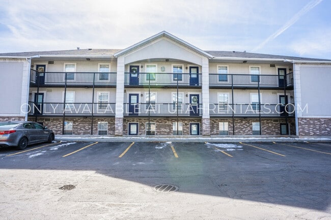 Building Photo - 909 N 500 W Unit 12