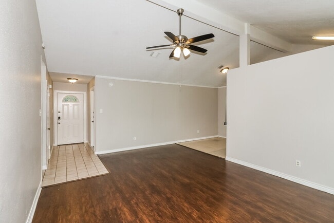 Photo - 20250 Telegraph Square Ln