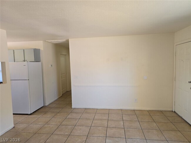 Photo - 1690 N Lamont St