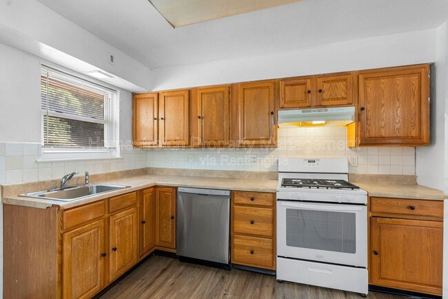 Photo - 500 N Elizabeth Ave