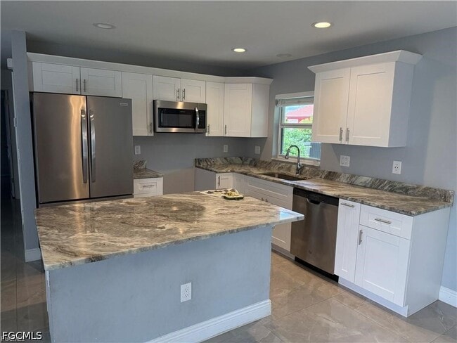 Photo - 3000 8th St W