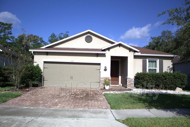 Photo - 3287 Macintosh Rd
