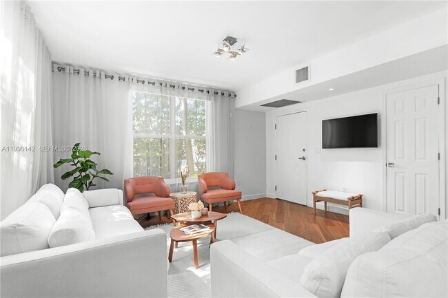 Photo - 927 Euclid Ave Unidad 2