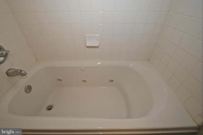 Photo - 2002 Peggy Stewart Way