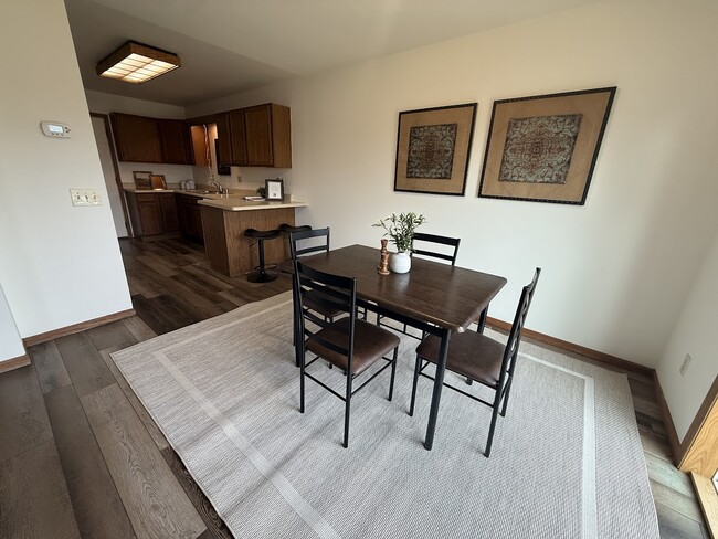 Photo - 903 Clarmar Dr