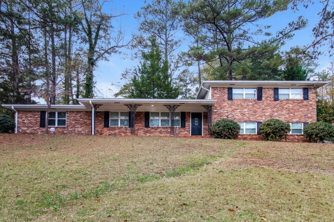 Building Photo - 2753 Rainbow Forest Dr