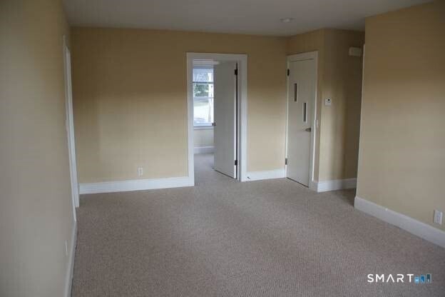 Photo - 32 Ledyard Ave