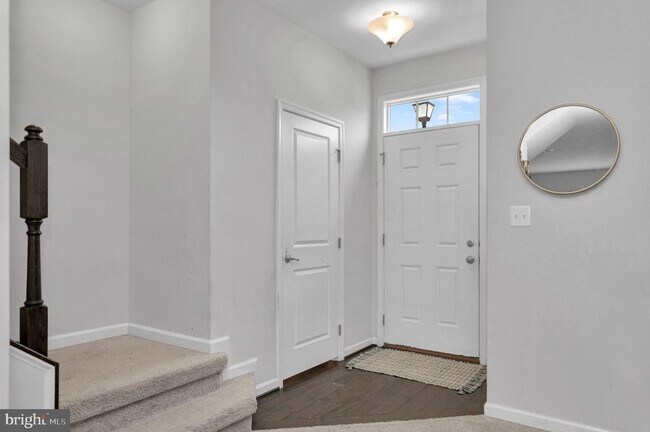 Photo - 8633 Rosecrans Ln